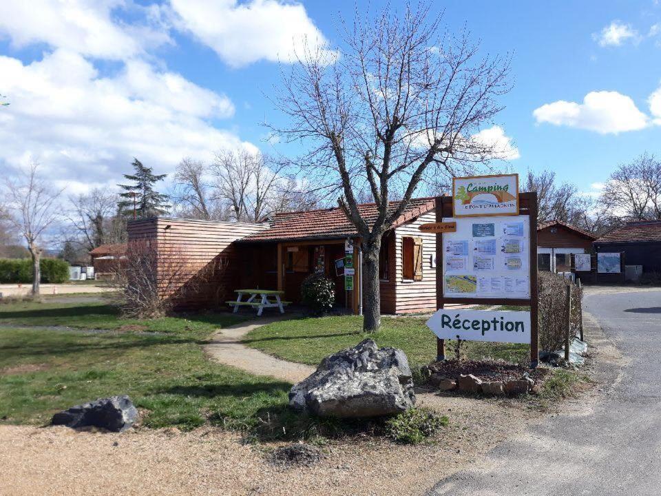Lempdes sur Allagnon Camping Le Pont D'Allagnon מראה חיצוני תמונה